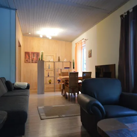 Apartment Cosy In With Balcony Manderscheid
