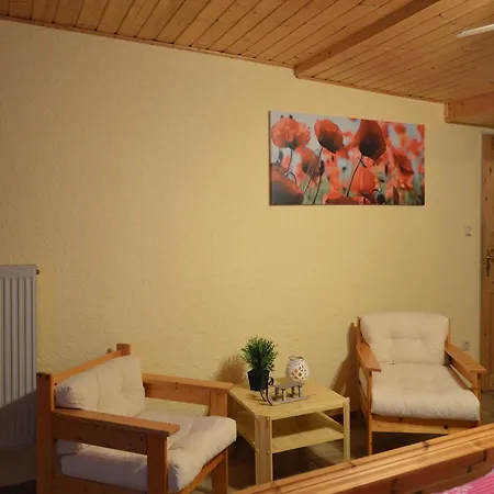 Cosy In With Balcony Apartment Manderscheid
