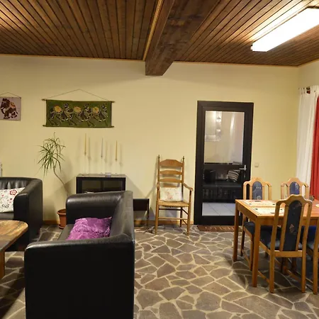 Apartment Cosy In With Balcony