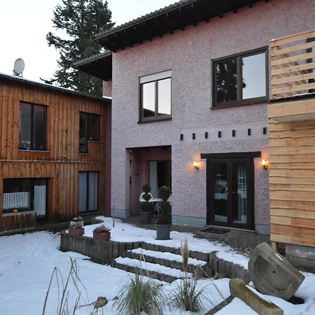 Apartment Cosy In With Balcony Manderscheid