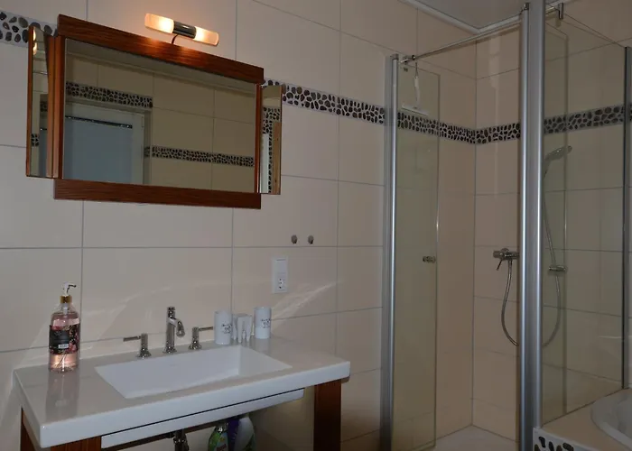 アパート Wunderschoene Im Burgenland マンダーシャイト